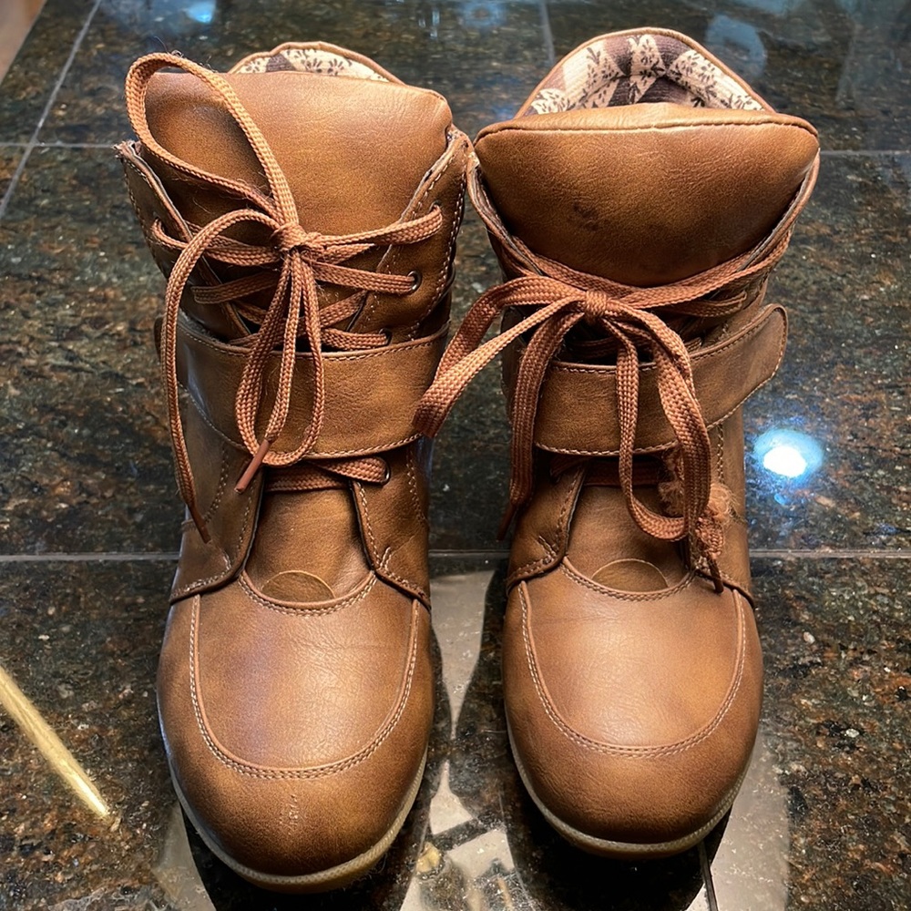 Reneeze Beata-01 wedge sneakers, 8, brown